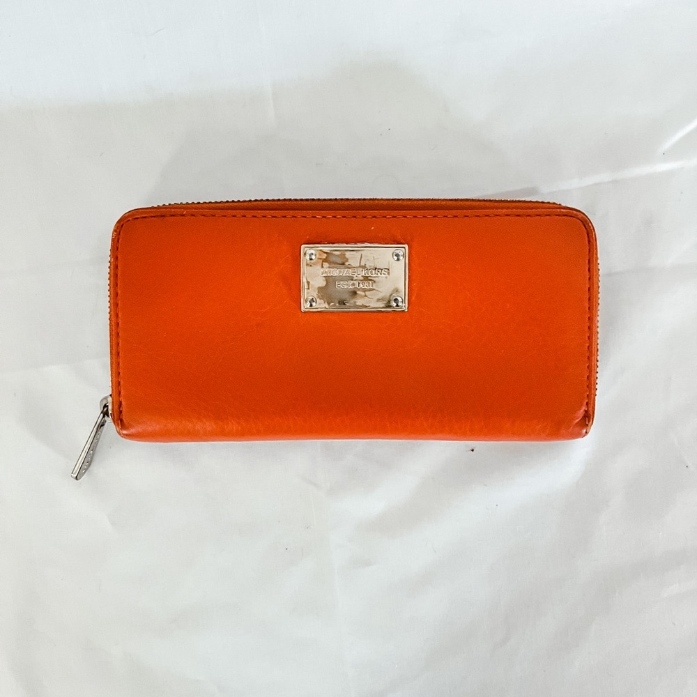 michael kors // orange zip accordion wallet